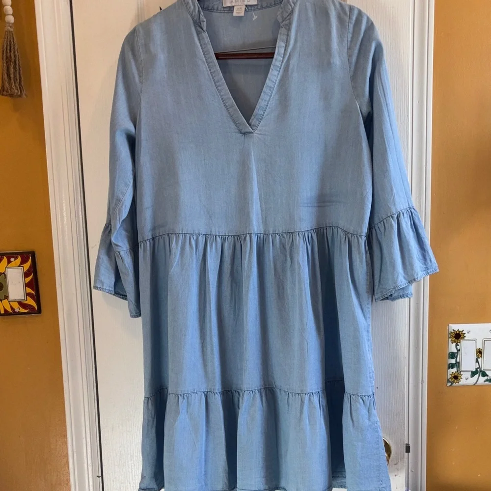 AMISU LIGHT BLUE DENIM DRESS TWO TIERED V NECK 3/4β BELL SLEEVES BOTTOM RUFFLE - Picture 1 of 16